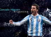 败北引发热议！，Scout在IG比赛中险胜比赛高潮迭起