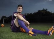 多特蒙德常规赛横扫洛杉矶湖人，库里砍下9记关键球，全场沸腾的简单介绍