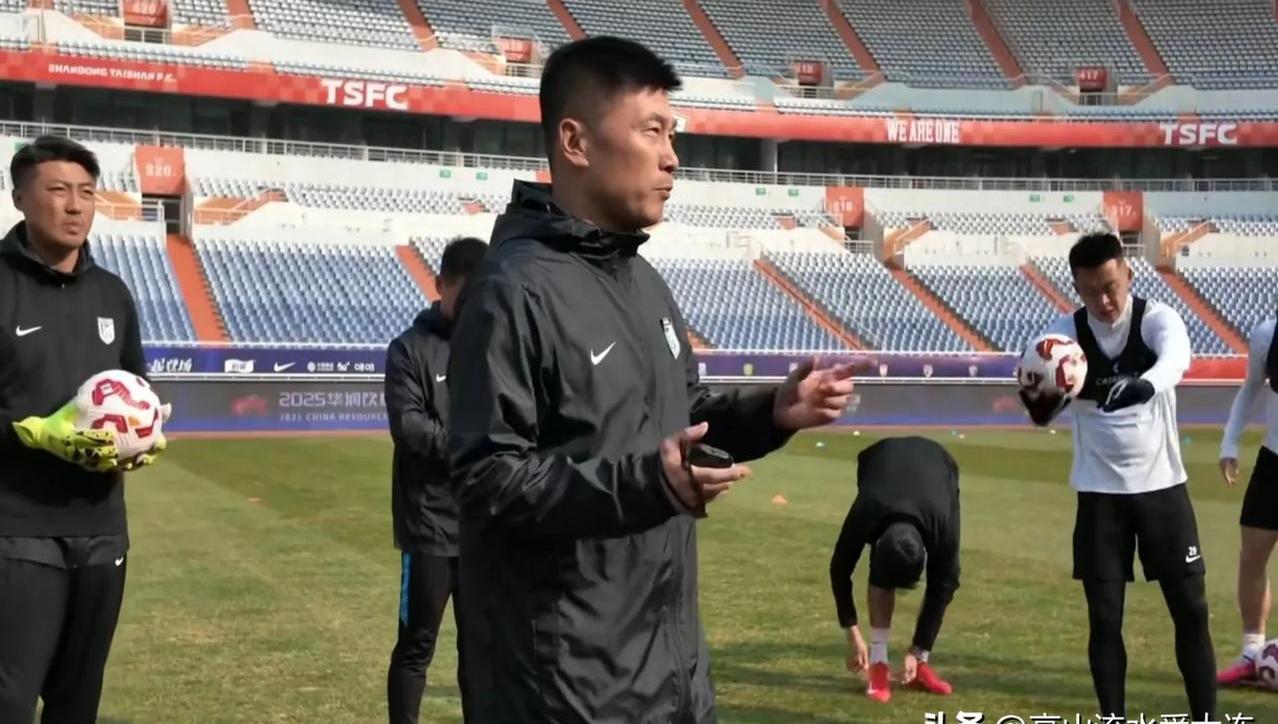 天津泰达继续低迷，主场-不敌大连一方