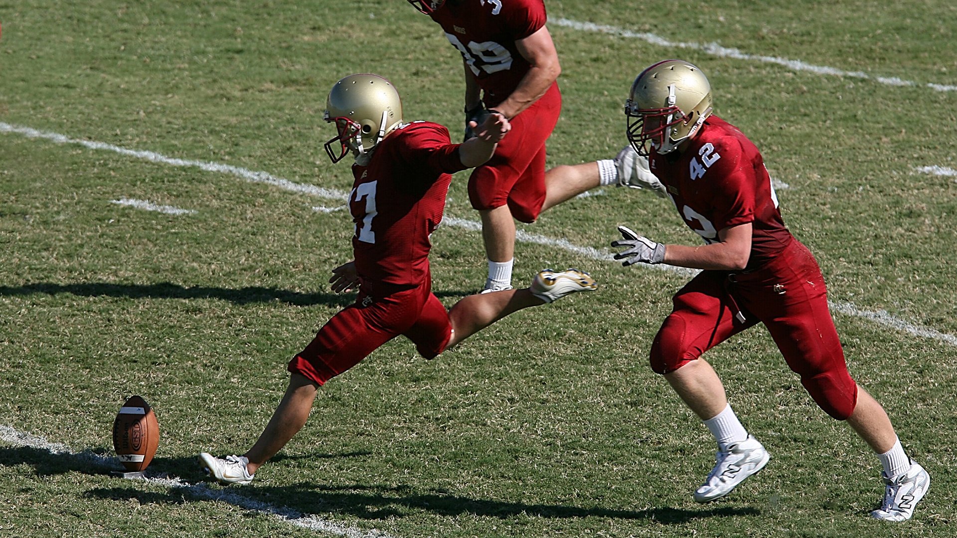 C罗新星出色发挥表现突出,G2前途光明!全场沸腾不已